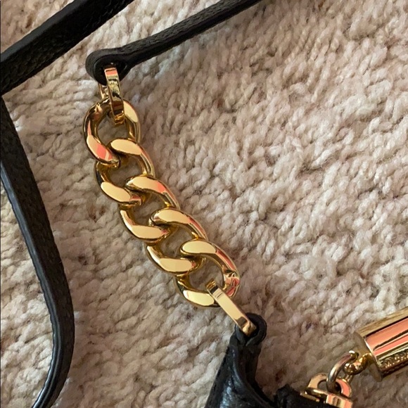 MICHAEL KORS CROSSBODY BAG WITH TASSEL DETAIL - Picture 4 of 5